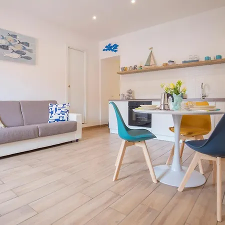 La Petite Maison Apartment *