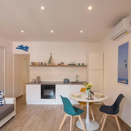La Petite Maison